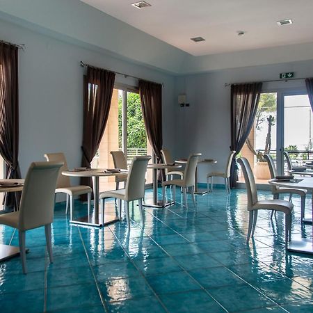 Residenza Del Mare Hotel Sant Isidoro  Ngoại thất bức ảnh