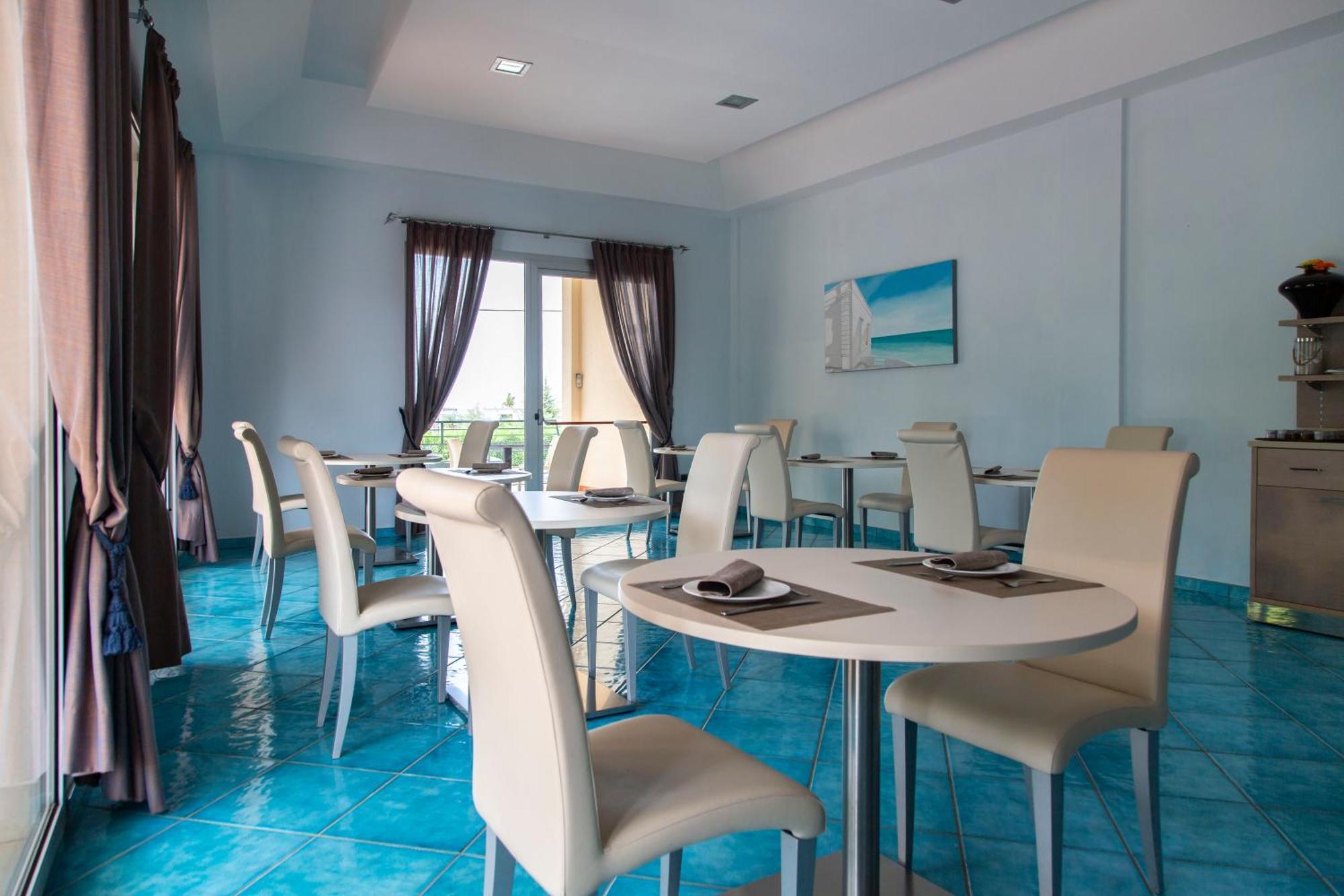 Residenza Del Mare Hotel Sant Isidoro  Ngoại thất bức ảnh