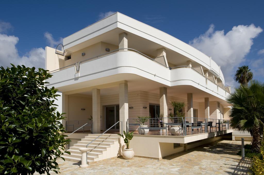 Residenza Del Mare Hotel Sant Isidoro  Ngoại thất bức ảnh